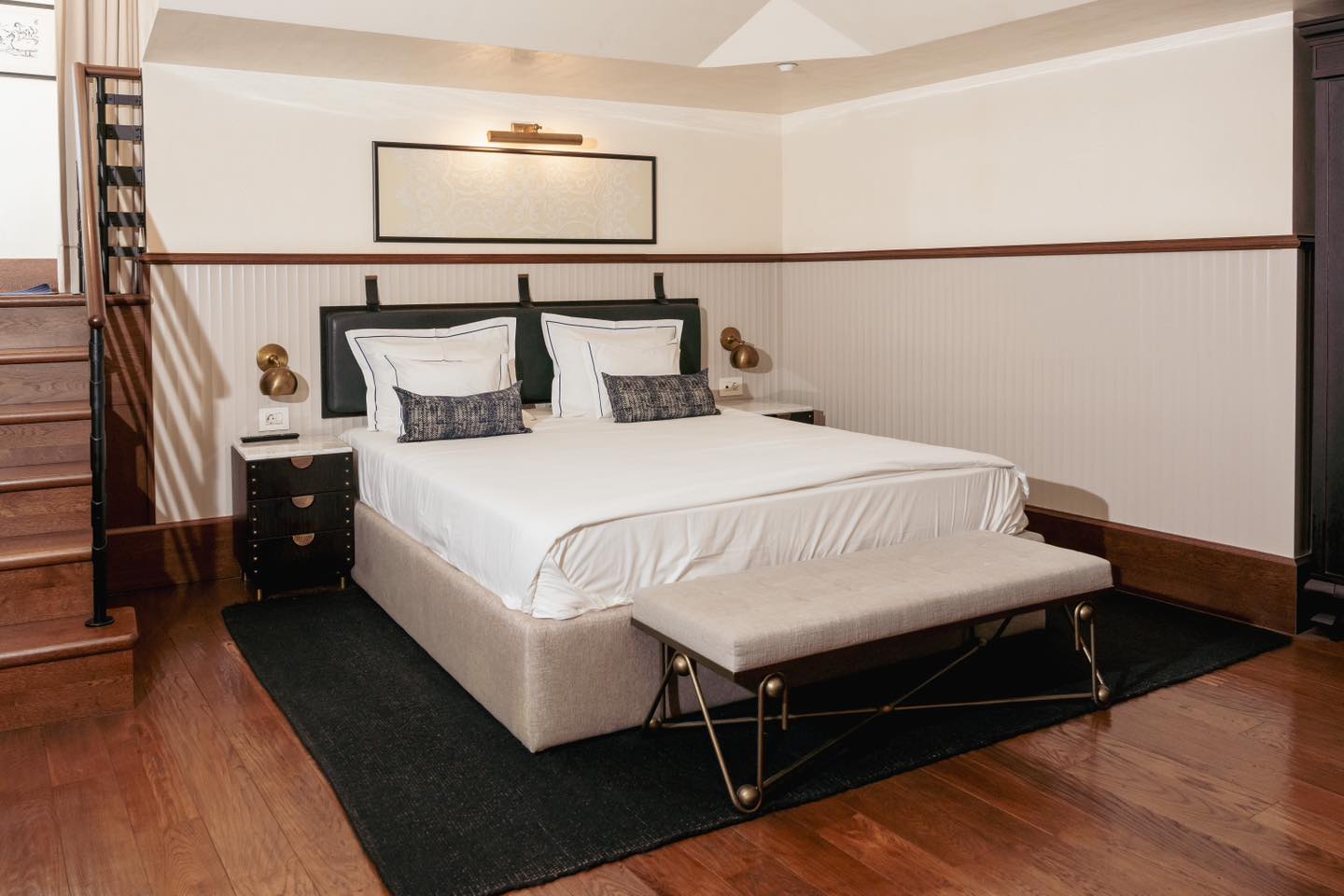 Elegant room at Callas House