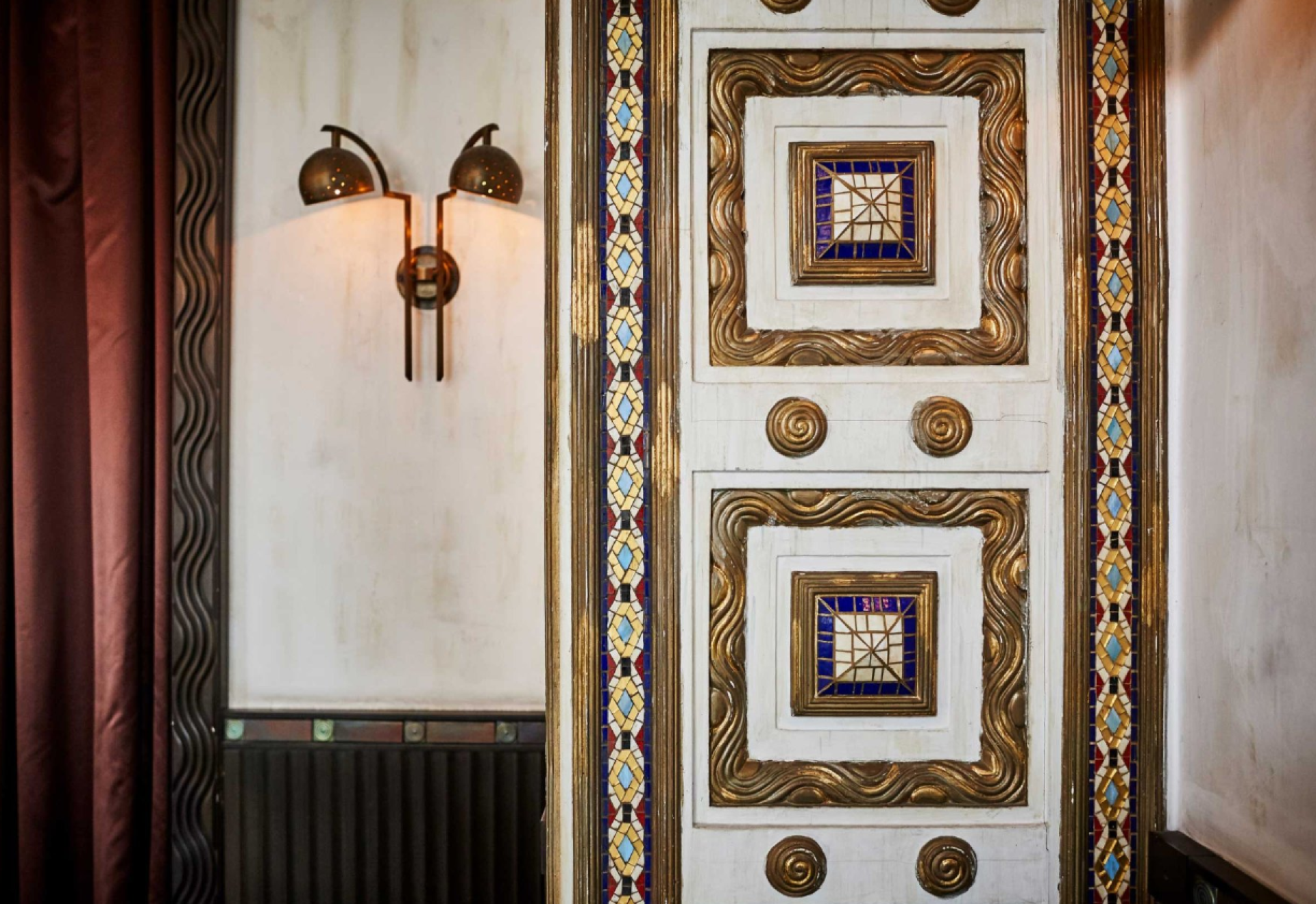 10 budapesti épület, ahol megáll az idő – városi séta történelemmel